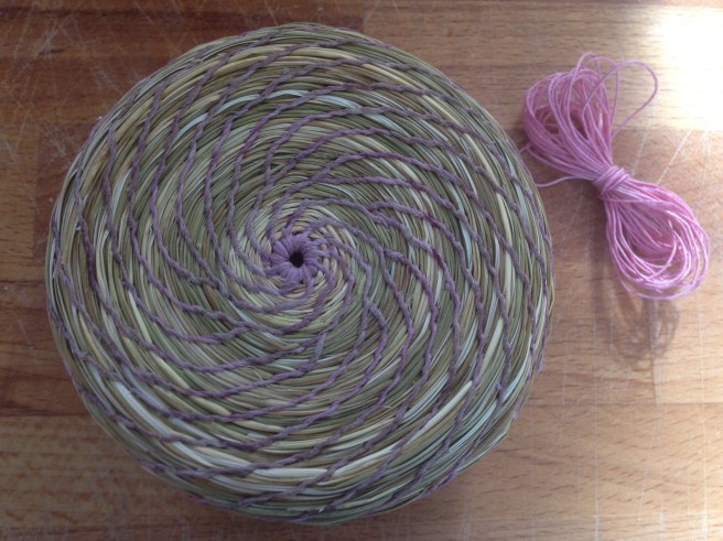 Soft rush, linen thread dyed with blaeberries, strawberries and rasps, beeswax